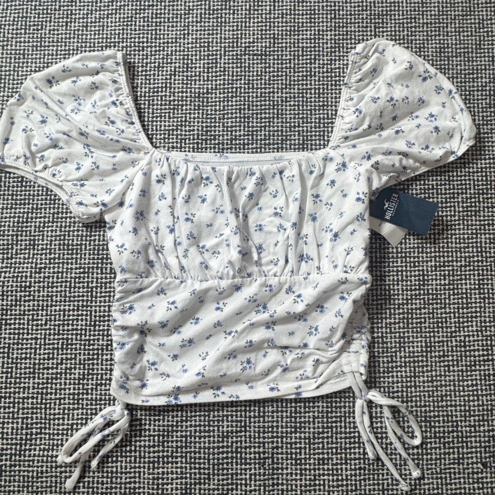 Hollister Blue Floral Ruched Crop Top White Short Puff Sleeve Square Neck XS NWT